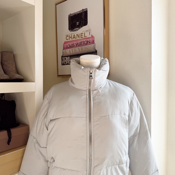 Beautiful Express Light Gray Puffer Jacket Size XS - Picture 5 of 5